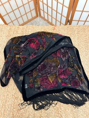Black Floral Velvet Fringe Burnout Wrap Scarf